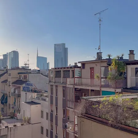 Apartment Spacious With Romantic Balcony And 2 Bathrooms