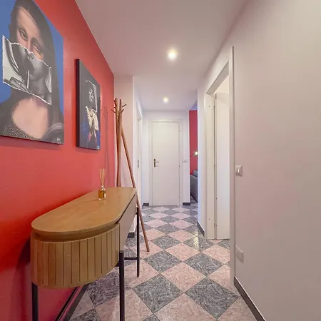 Apartment Spacious With Romantic Balcony And 2 Bathrooms Milan