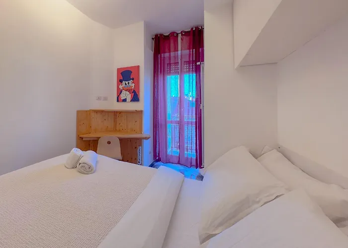 Daire Spacious With Balcony And 2 Bathrooms By Host Hero *