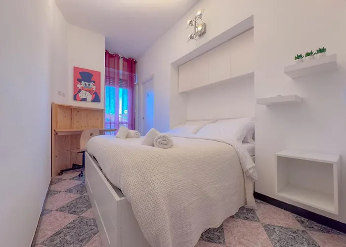 Spacious With Balcony And 2 Bathrooms By Host Hero Daire Milano
