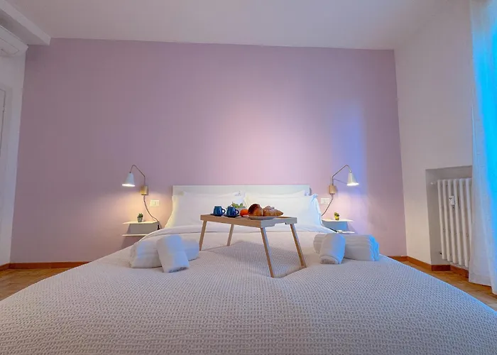 Spacious With Balcony And 2 Bathrooms By Host Hero * Milano