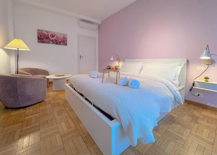 Spacious With Balcony And 2 Bathrooms By Host Hero Daire