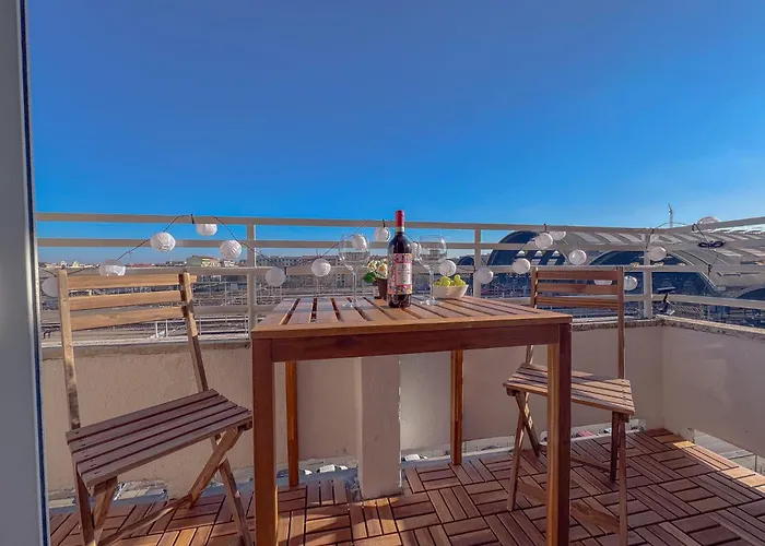 Spacious With Balcony And 2 Bathrooms By Host Hero Milano