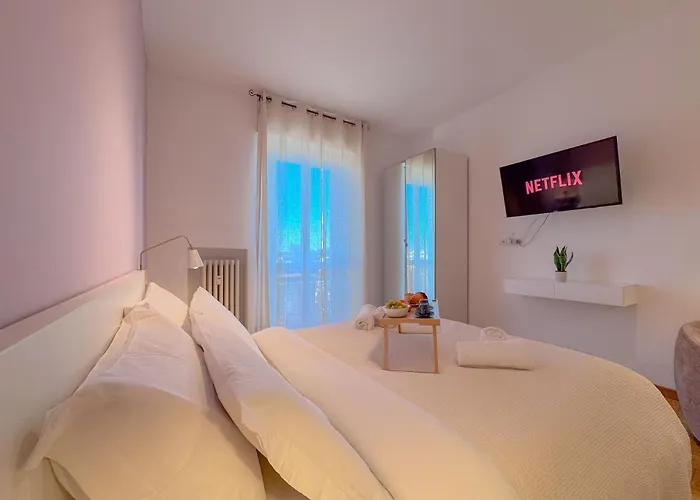 Daire Spacious With Balcony And 2 Bathrooms By Host Hero